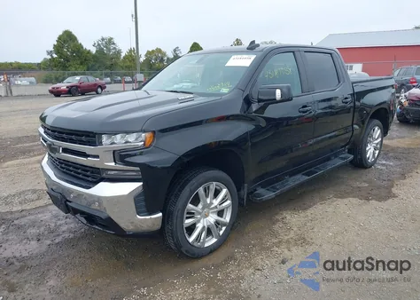 2021 Chevrolet Silverado 1500 z USA, uszkodzony, nr VIN 3GCUYDET7MG262944